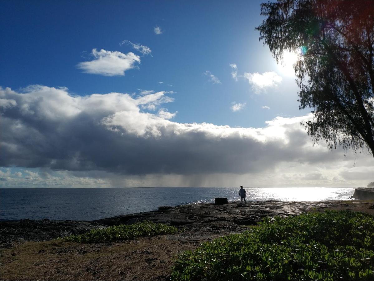 Ocean Breeze Inn Keaau Bagian luar foto