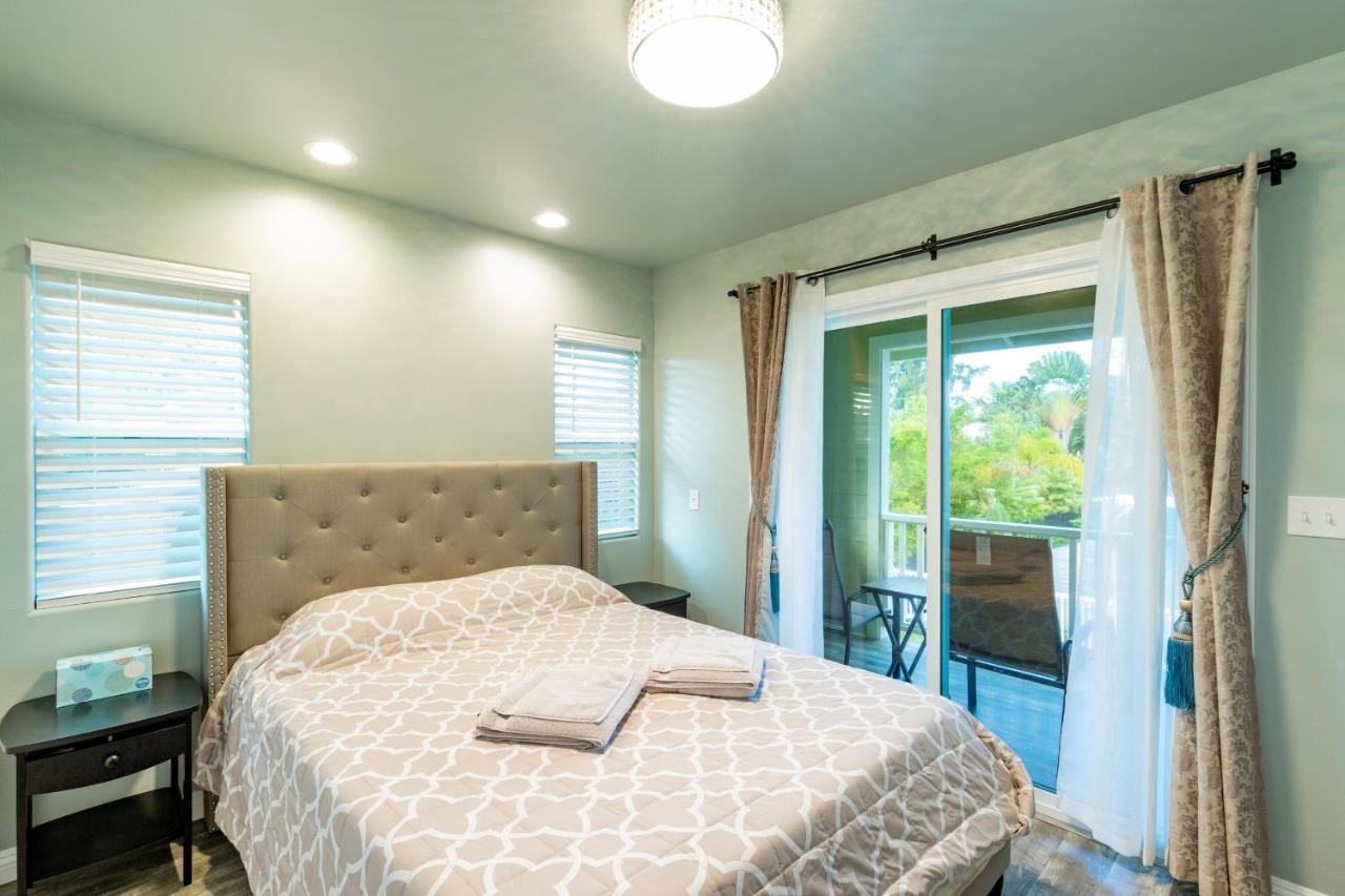 Ocean Breeze Inn Keaau Bagian luar foto