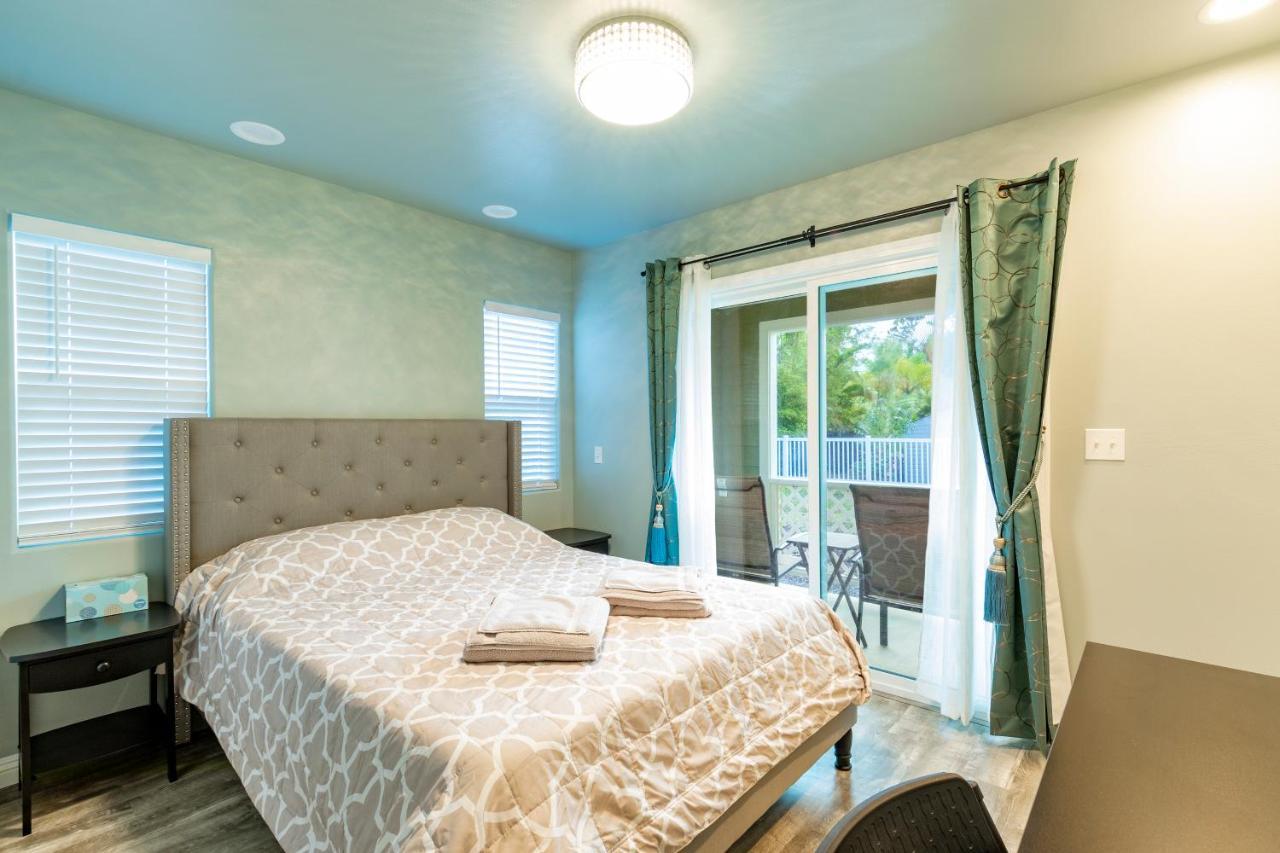Ocean Breeze Inn Keaau Bagian luar foto