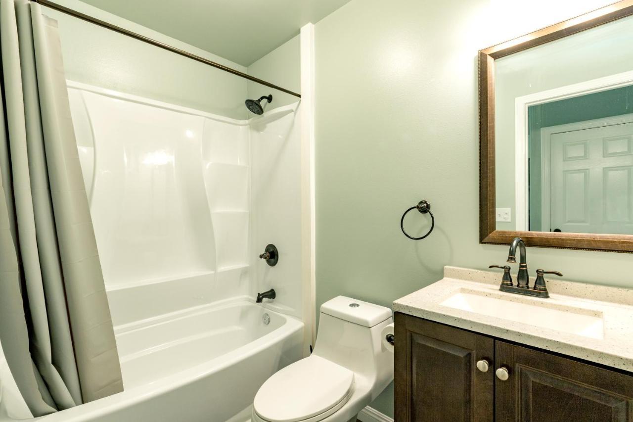 Ocean Breeze Inn Keaau Bagian luar foto
